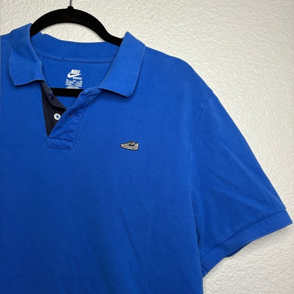 Nike Polo Mens Air Max Blue Cotton Sneaker Shoe Logo Short Sleeve Shirt - Picture 1 of 6
